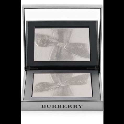 burberry silver shimmer puder|Burberry Festive Illuminating Powder & Illuminating Drops .